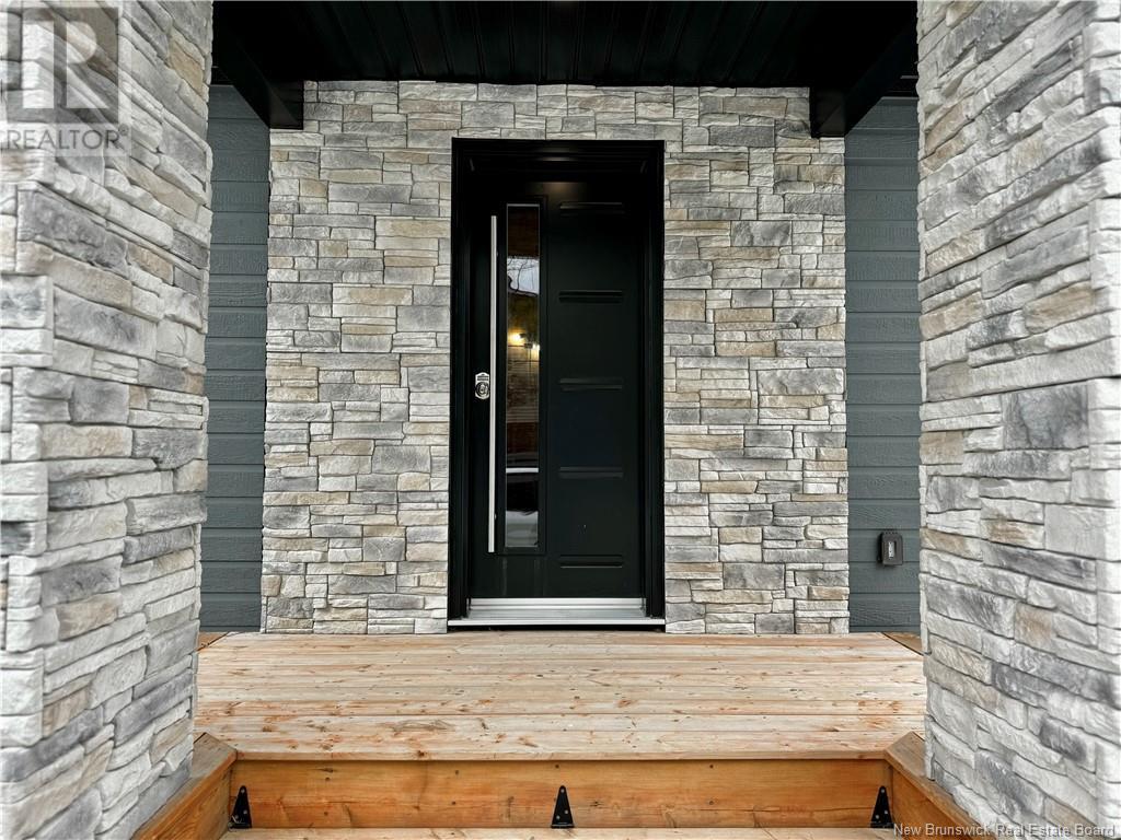 Property at 6 Violette Street image 2
