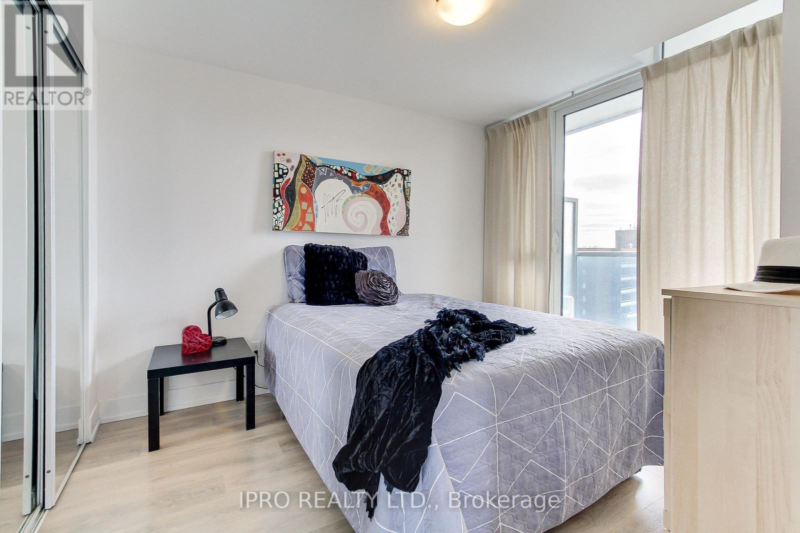 1007 - 9471 Yonge Street Nw, Richmond Hill, Ontario  L4C 0Z5 - Photo 15 - N12088053