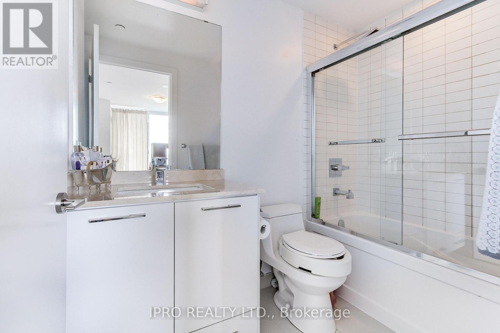 1007 - 9471 Yonge Street Nw, Richmond Hill, Ontario  L4C 0Z5 - Photo 17 - N12088053