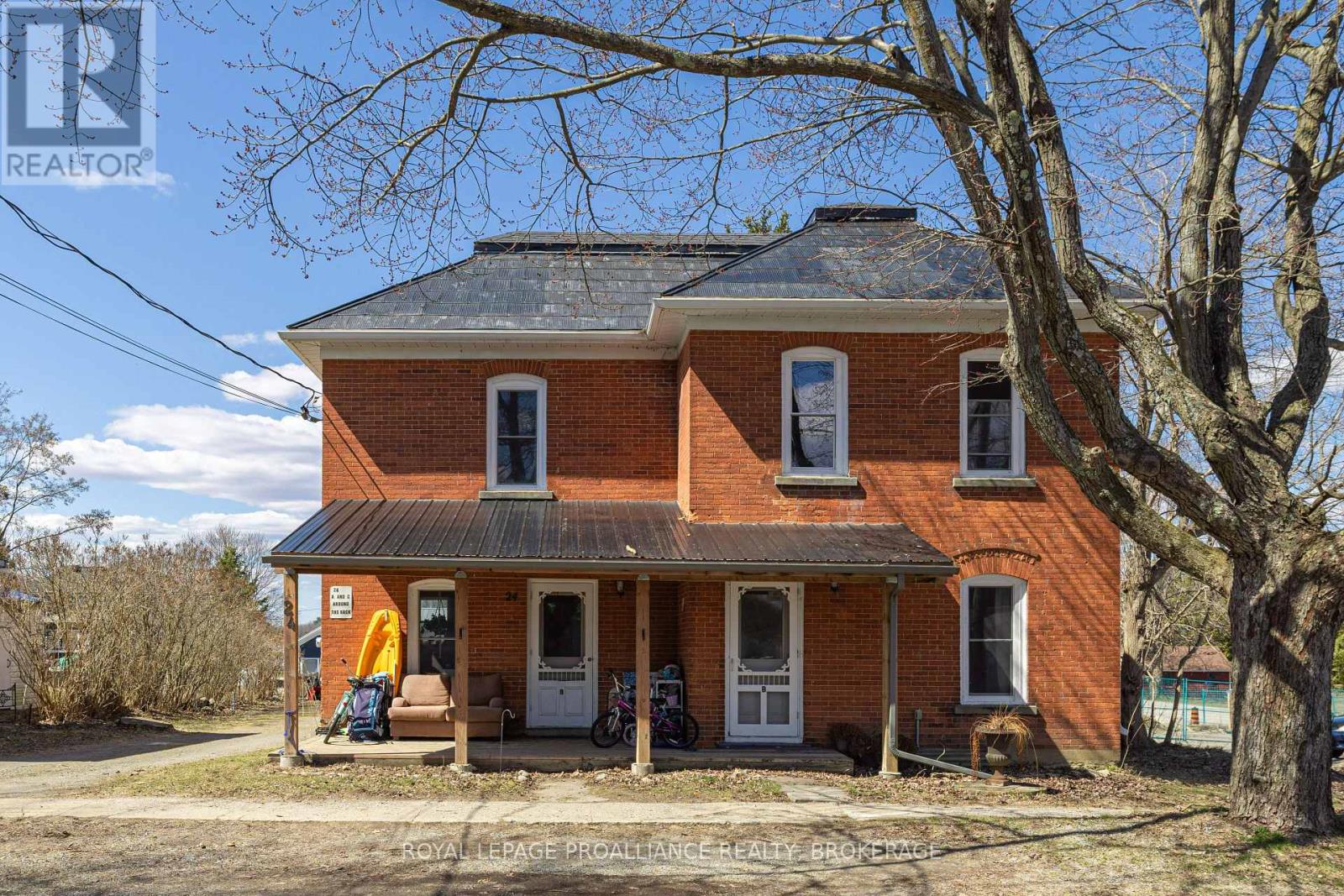24 PERTH STREET, rideau lakes, Ontario