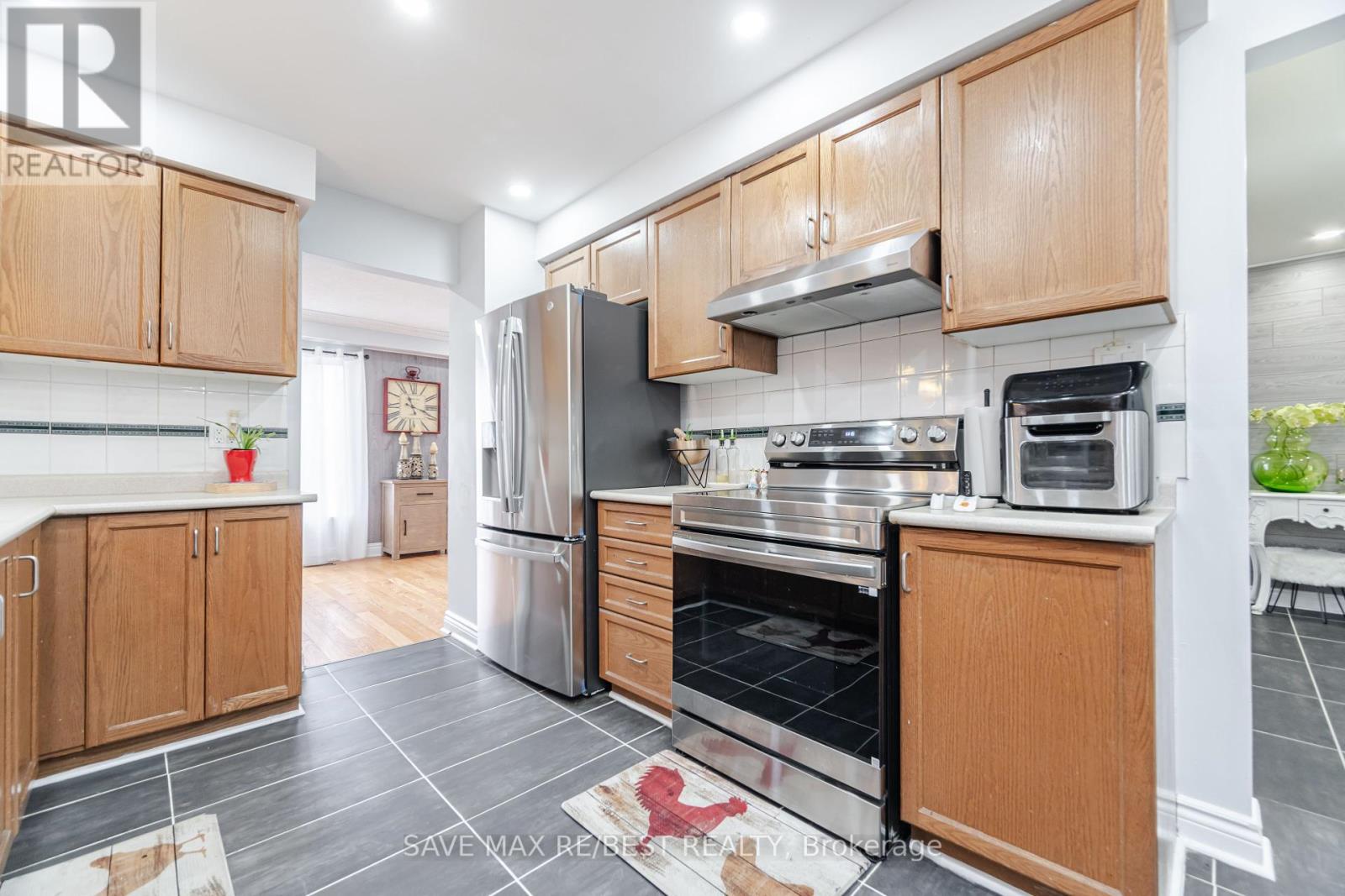 14 Rustywood Drive, Brampton, Ontario  L6Y 2W2 - Photo 14 - W12081932