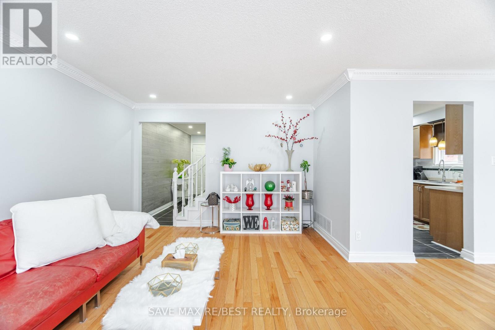 14 Rustywood Drive, Brampton, Ontario  L6Y 2W2 - Photo 8 - W12081932