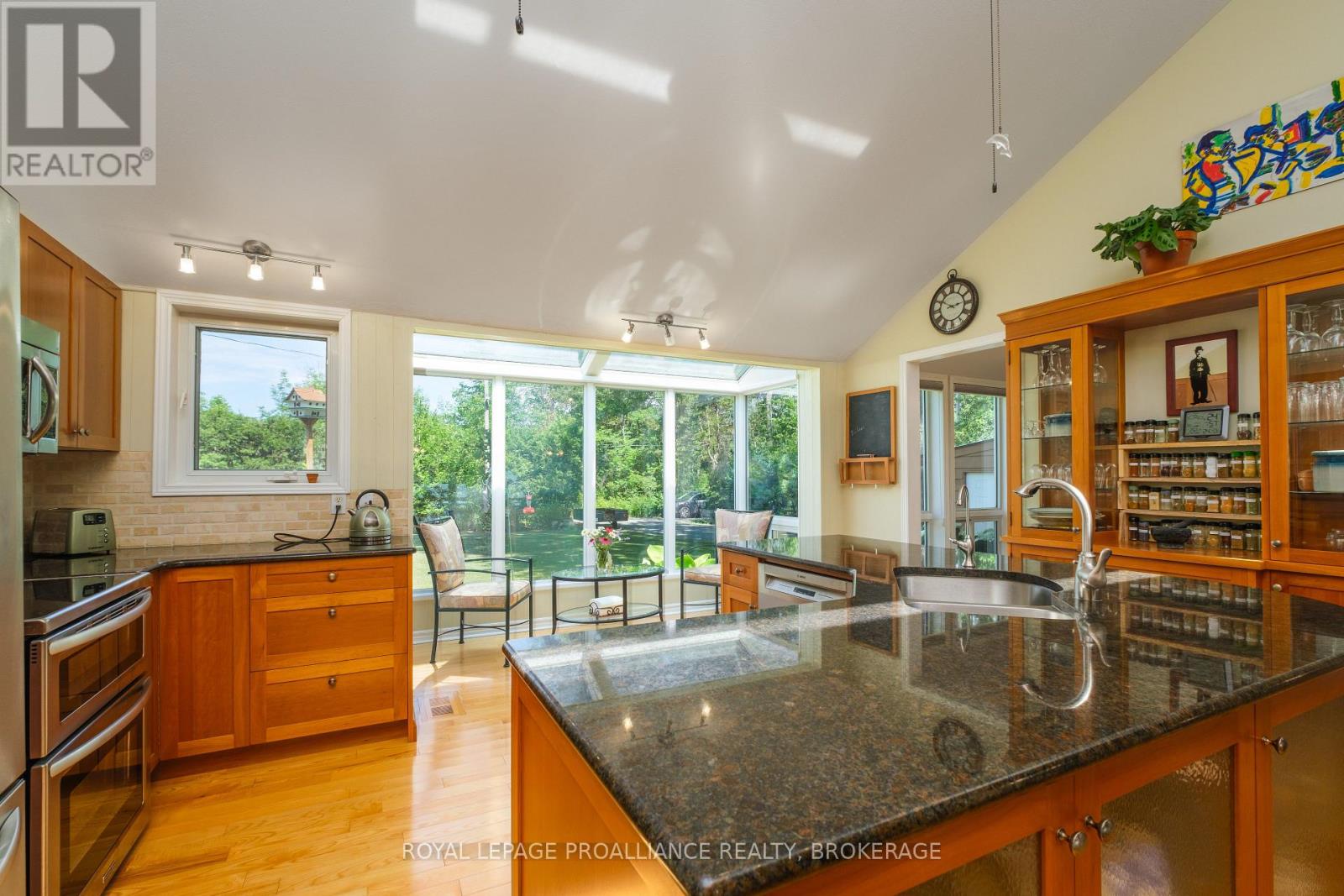 26 Sunset Lane, Greater Napanee (Greater Napanee), Ontario  K7R 3K7 - Photo 30 - X12089010