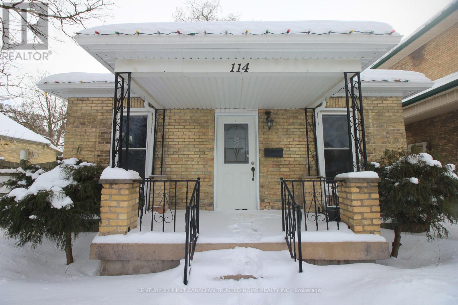 Property at 114 FRONT STREET W image 3