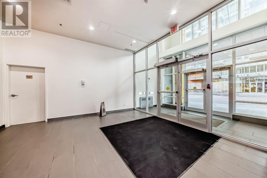 Property at 1004, 3820 Brentwood Road NW image 4