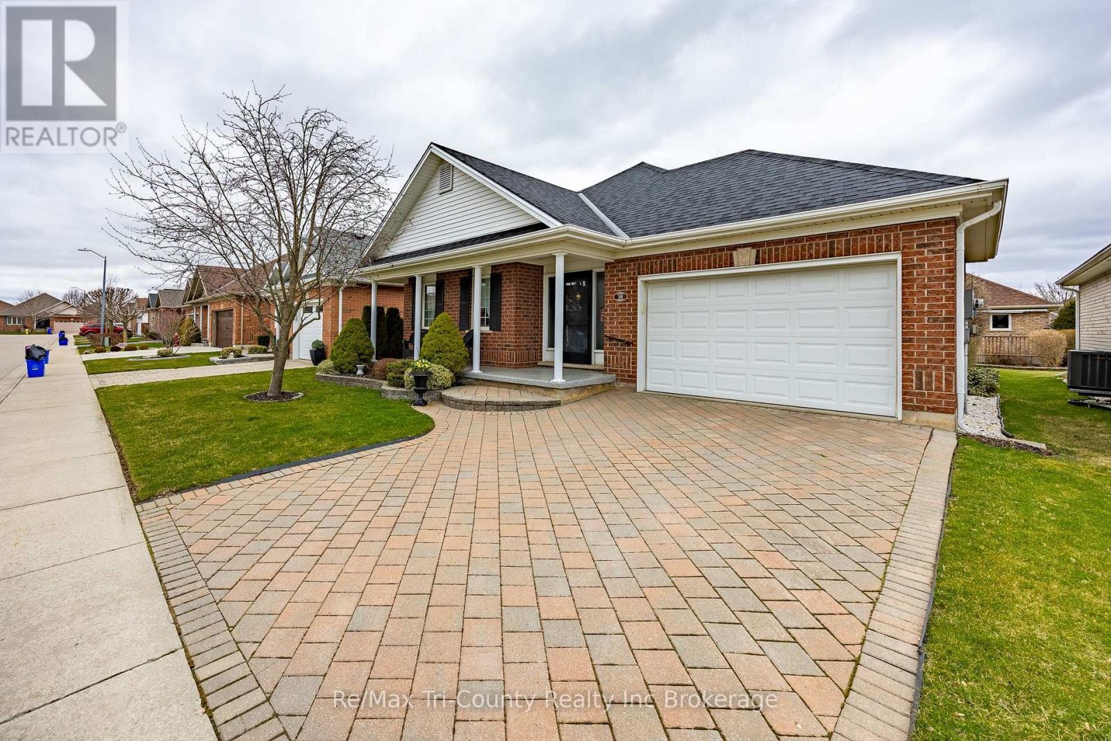 Property at 18 JONES CRESCENT image 2