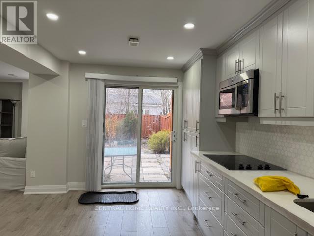 BASEMENT APT - 29 AIKENHEAD AVENUE, Richmond Hill, Ontario