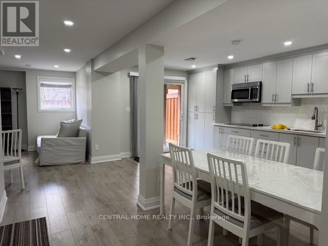 Basement Apt - 29 Aikenhead Avenue, Richmond Hill, Ontario  L4S 0C6 - Photo 2 - N12074825