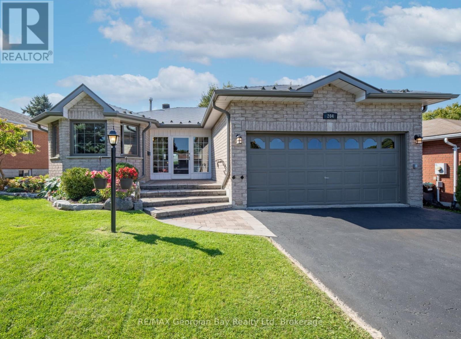 204 MARGARET STREET, Midland, Ontario