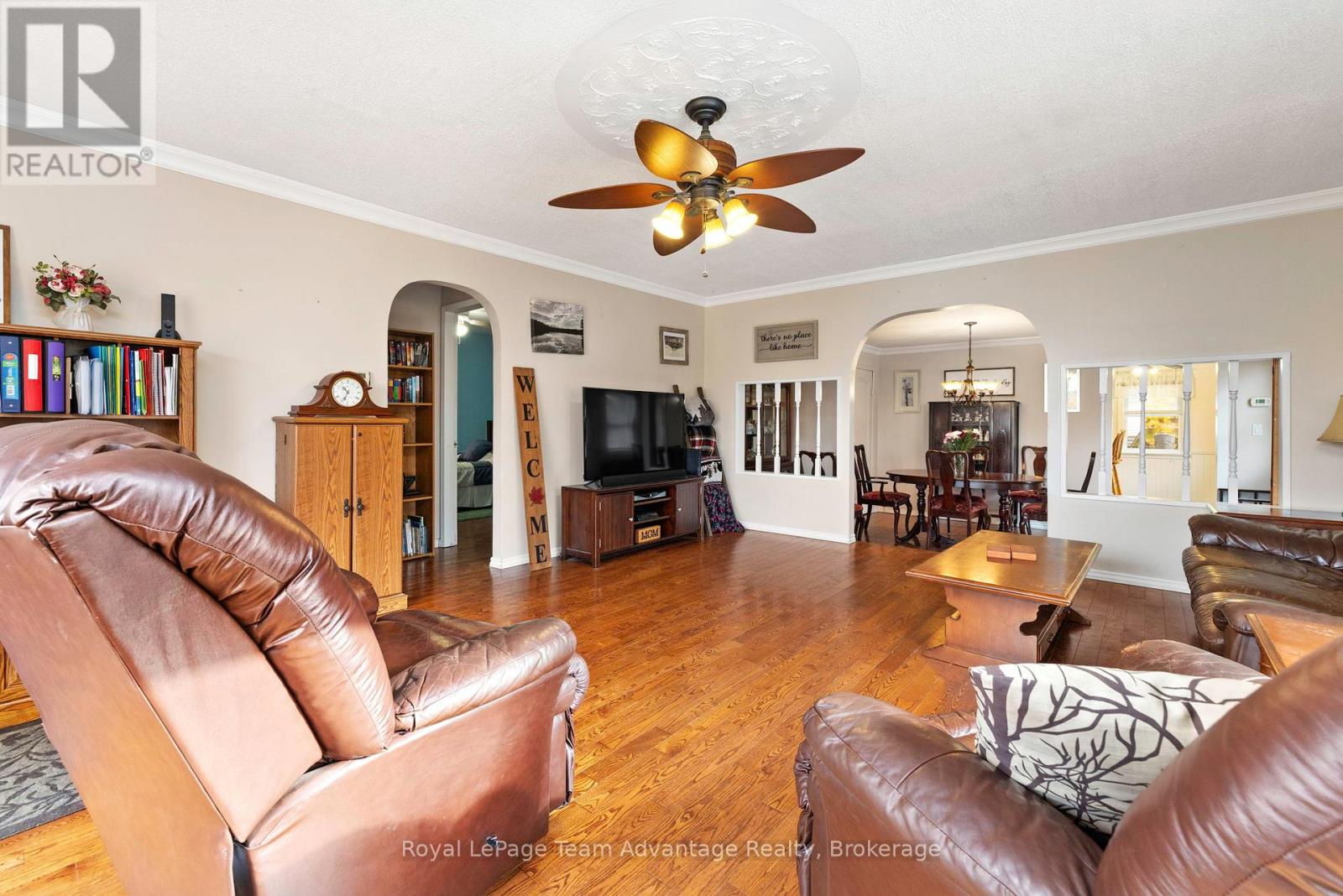 4 George Street, Parry Sound, Ontario  P2A 2M1 - Photo 12 - X12088931