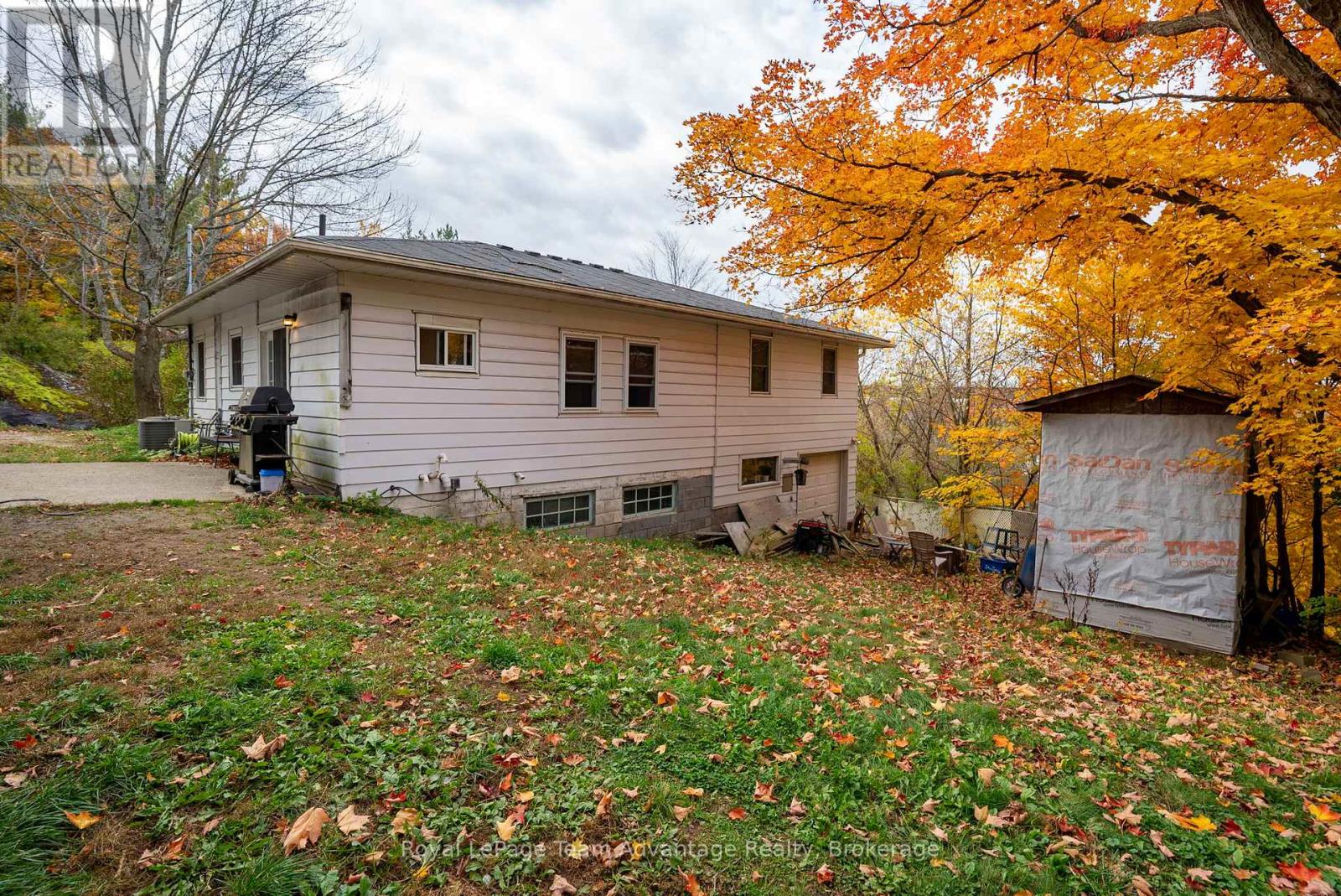 4 George Street, Parry Sound, Ontario  P2A 2M1 - Photo 36 - X12088931
