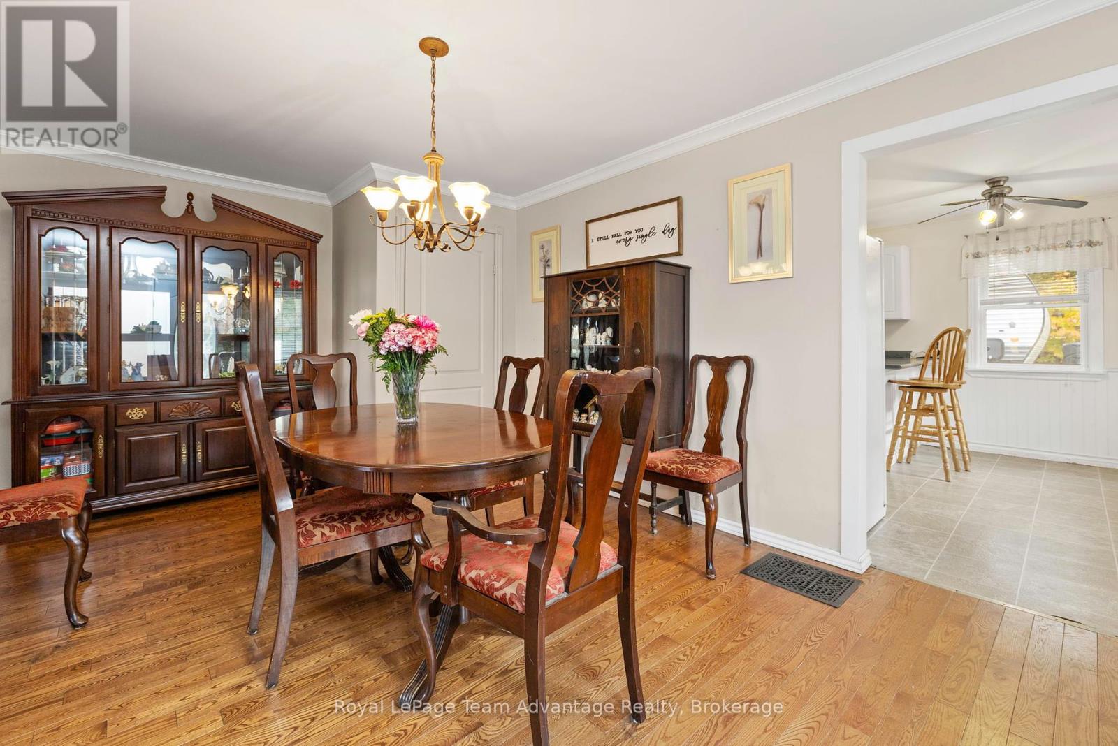 4 George Street, Parry Sound, Ontario  P2A 2M1 - Photo 8 - X12088931