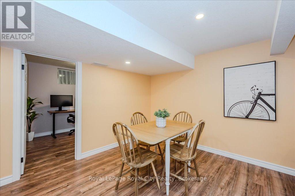 219 Elmira Road S, Guelph, Ontario  N1K 1R1 - Photo 36 - X12088950