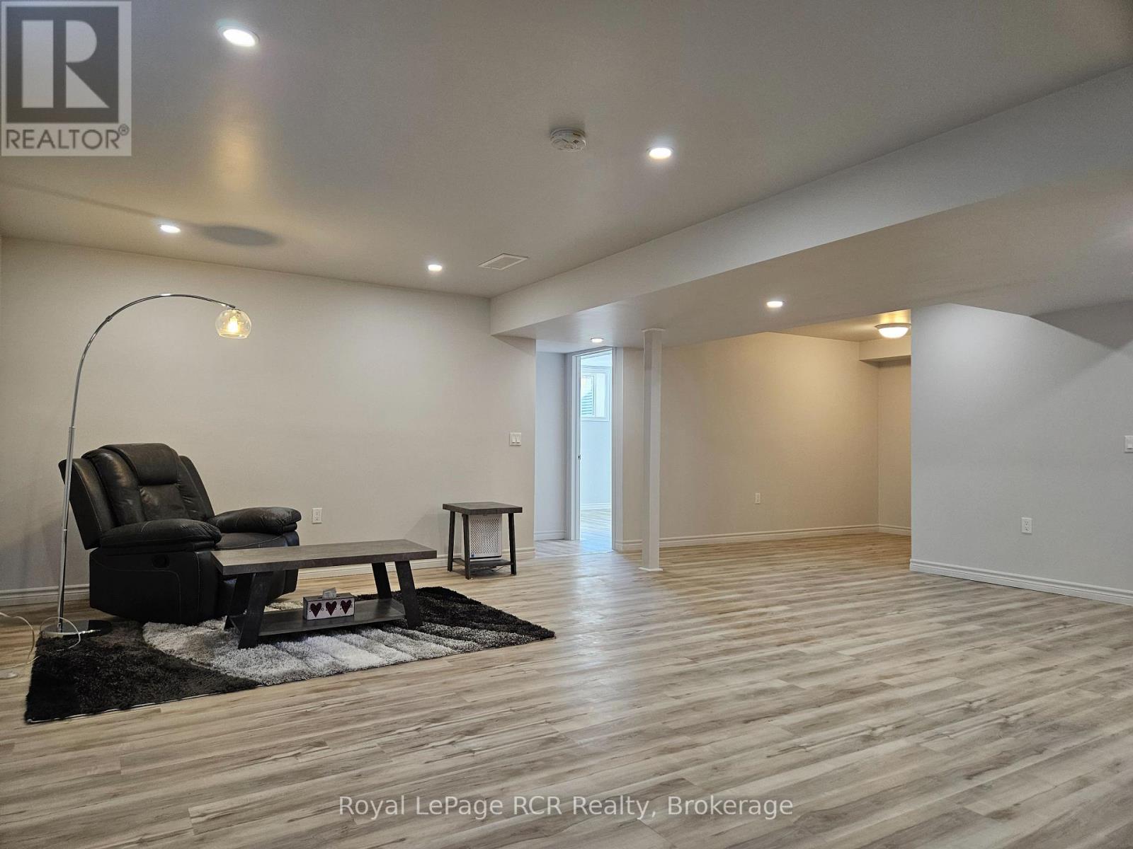 360 Mary Rose Avenue, Saugeen Shores, Ontario  N0H 2C3 - Photo 21 - X12088963