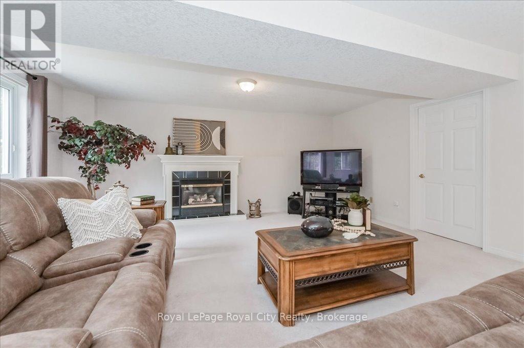 525 Watt Street, Centre Wellington, Ontario  N1M 3K3 - Photo 30 - X12088995