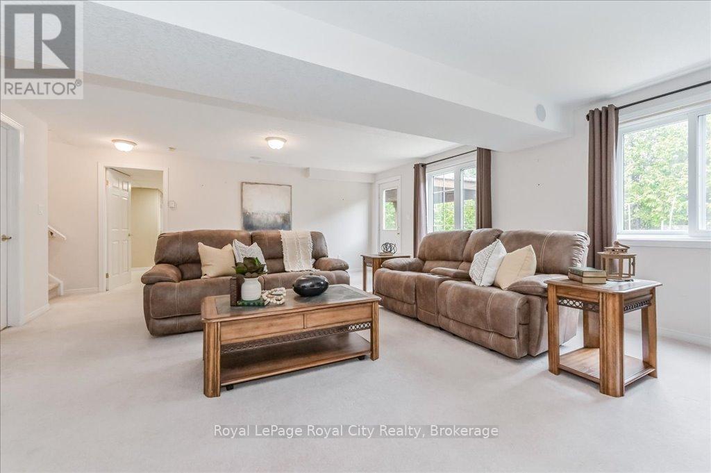525 Watt Street, Centre Wellington, Ontario  N1M 3K3 - Photo 31 - X12088995