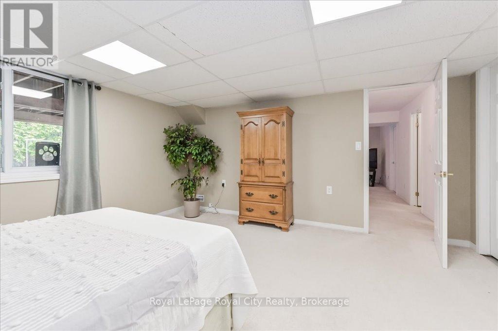 525 Watt Street, Centre Wellington, Ontario  N1M 3K3 - Photo 34 - X12088995