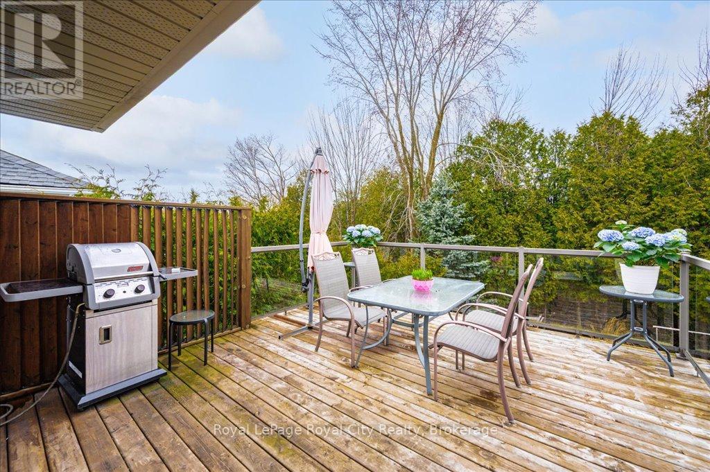 525 Watt Street, Centre Wellington, Ontario  N1M 3K3 - Photo 39 - X12088995