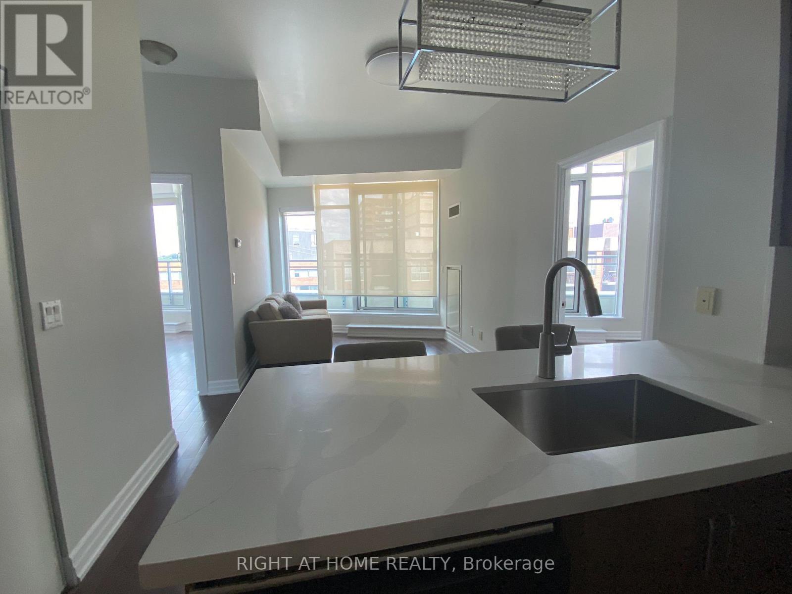 Ph109 - 8 Scollard Street, Toronto, Ontario  M5R 1M2 - Photo 7 - C12088957