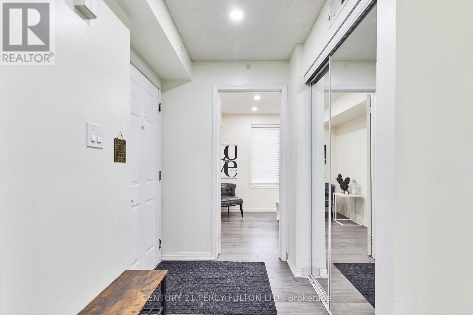 Property at 2 - 46 PETRA WAY image 4