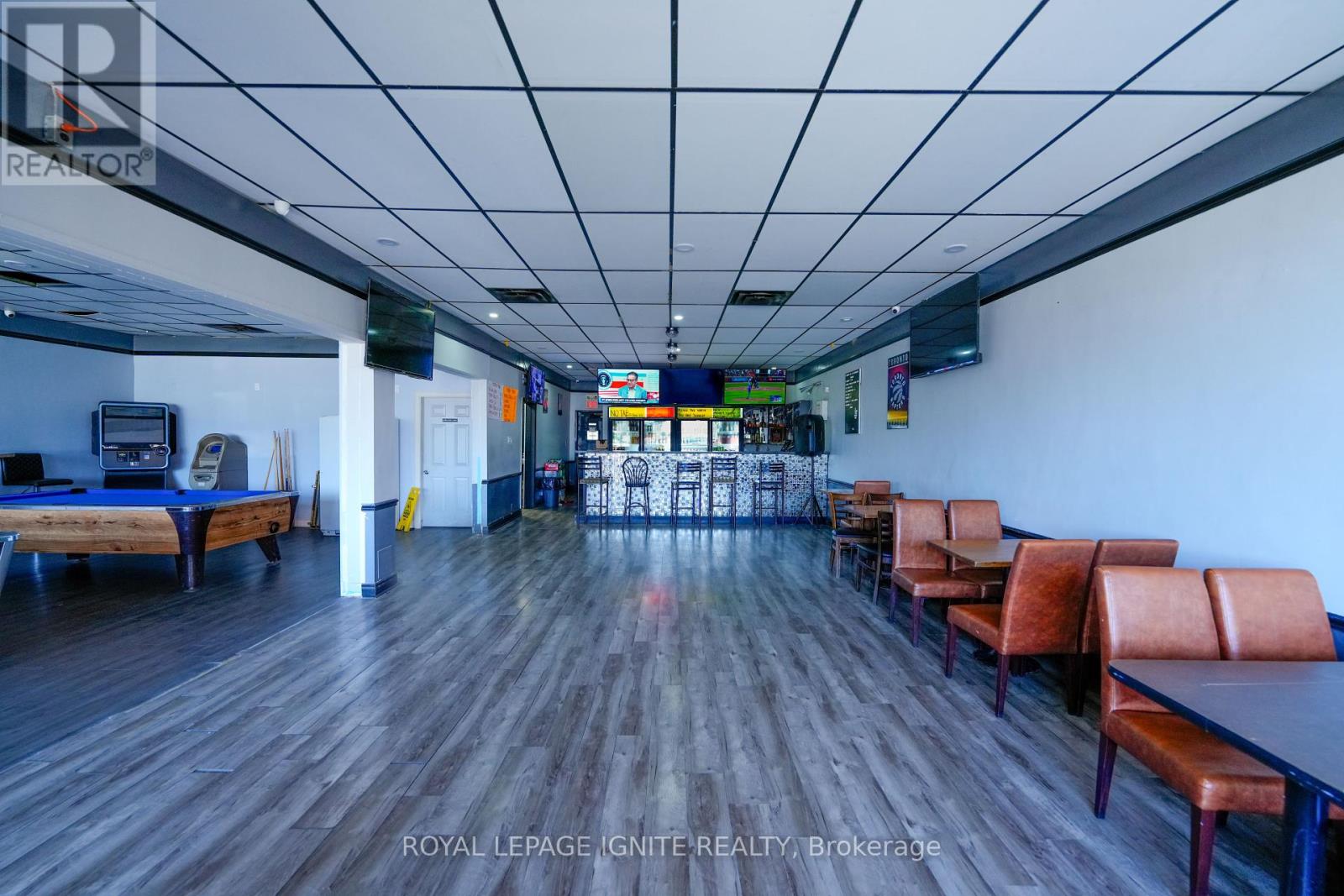 Property at 1&2 - 4190 KINGSTON ROAD image 3
