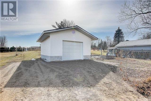 1527 Killarney Beach Road, Innisfil, Ontario  L0L 1W0 - Photo 22 - N12089030