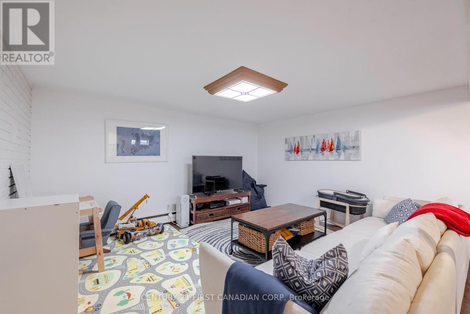 71 Belgrave Avenue, London South, Ontario  N6C 4B5 - Photo 26 - X12085513