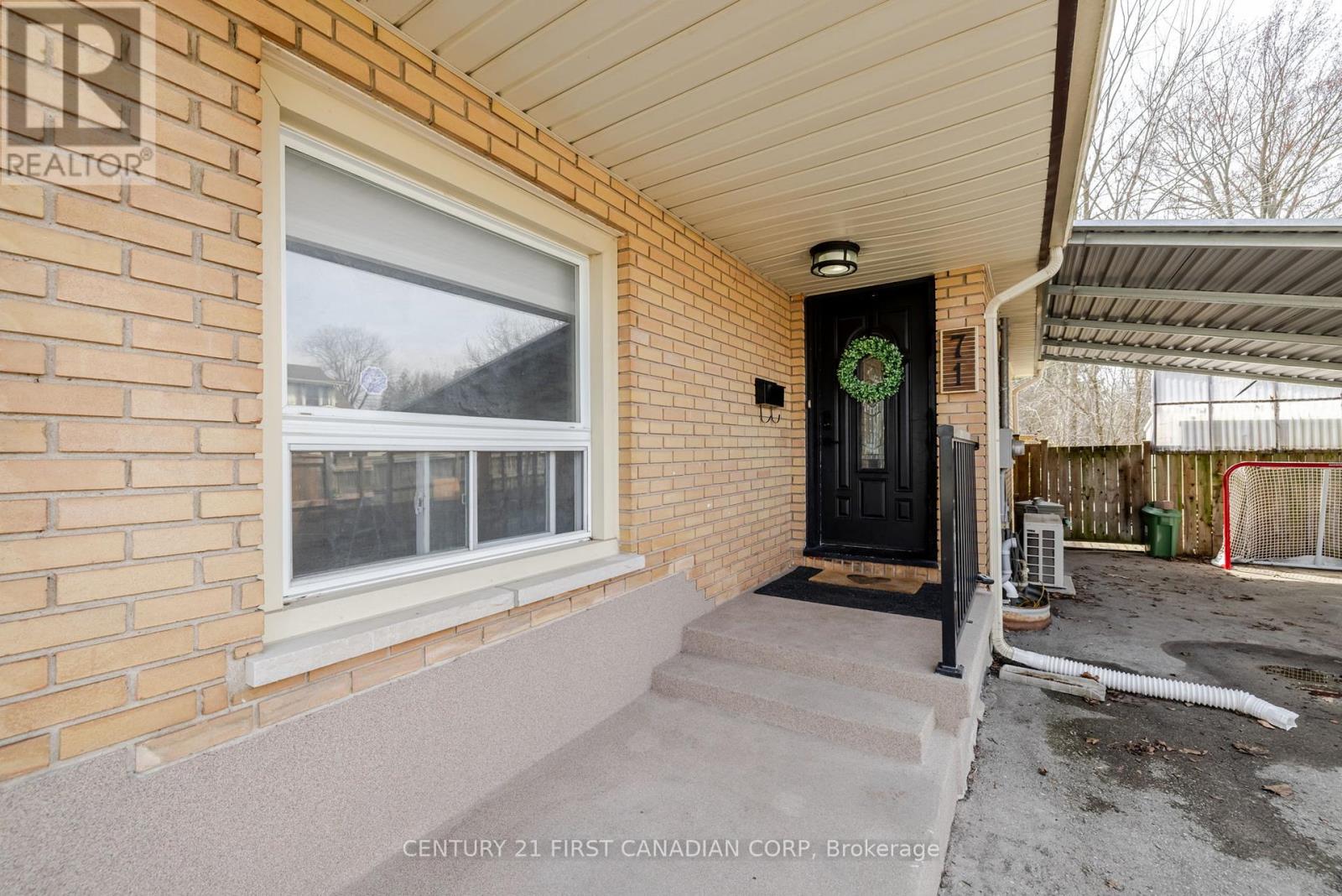 71 Belgrave Avenue, London South, Ontario  N6C 4B5 - Photo 37 - X12085513