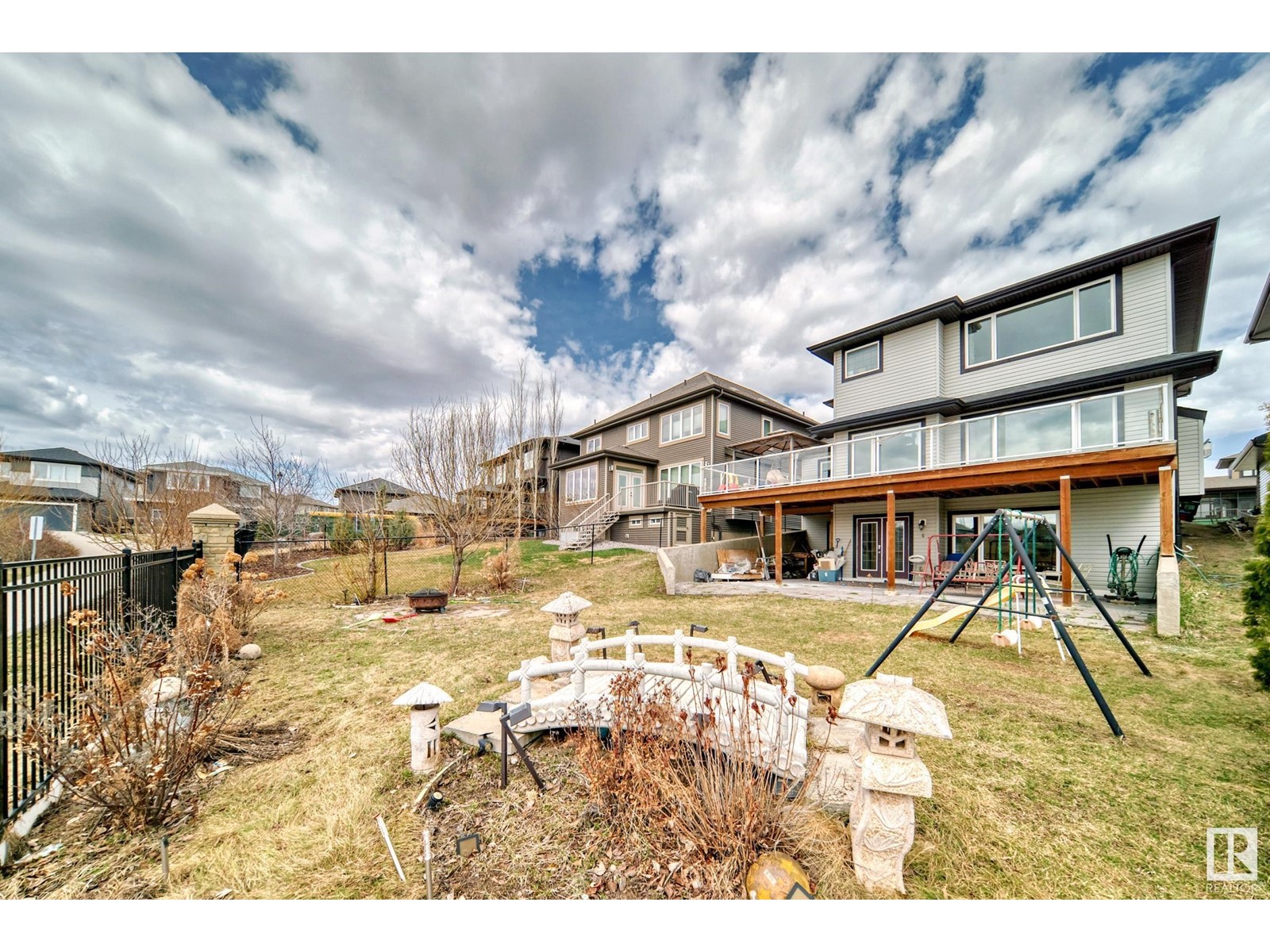 Property at 20519 95 AV NW image 1