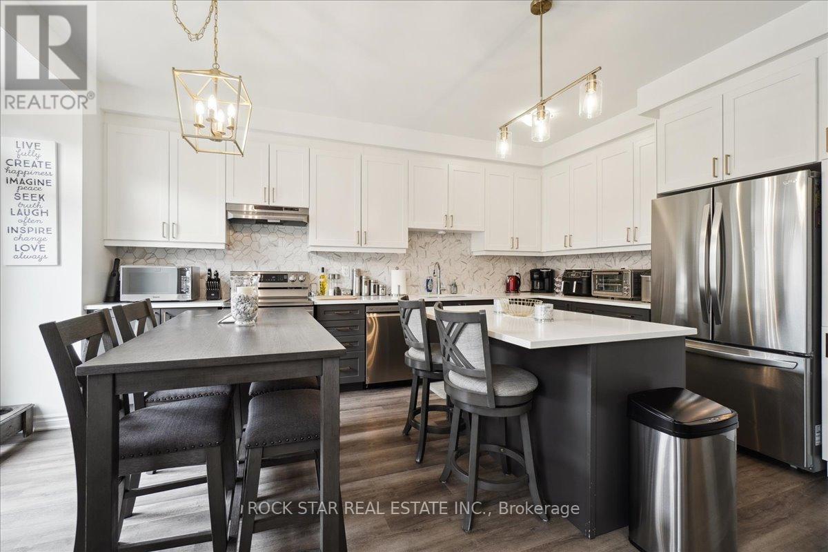 1560 Moira Crescent, Milton, Ontario  L9T 6H8 - Photo 10 - W12088870