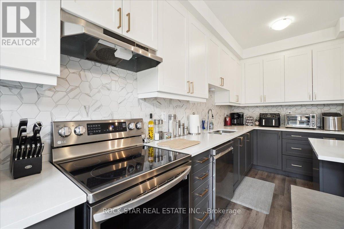 1560 Moira Crescent, Milton, Ontario  L9T 6H8 - Photo 12 - W12088870