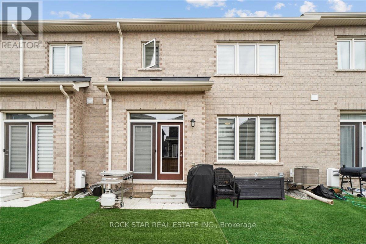1560 Moira Crescent, Milton, Ontario  L9T 6H8 - Photo 27 - W12088870