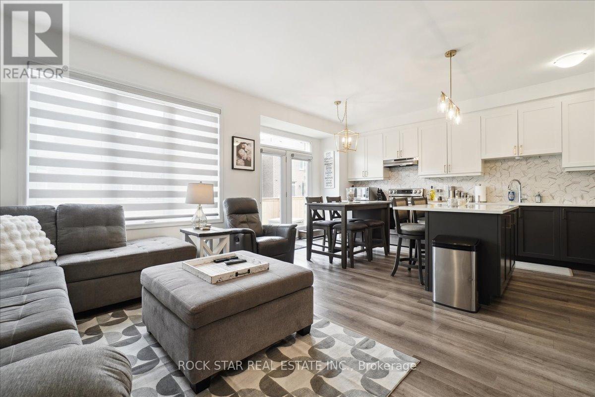 1560 Moira Crescent, Milton, Ontario  L9T 6H8 - Photo 8 - W12088870