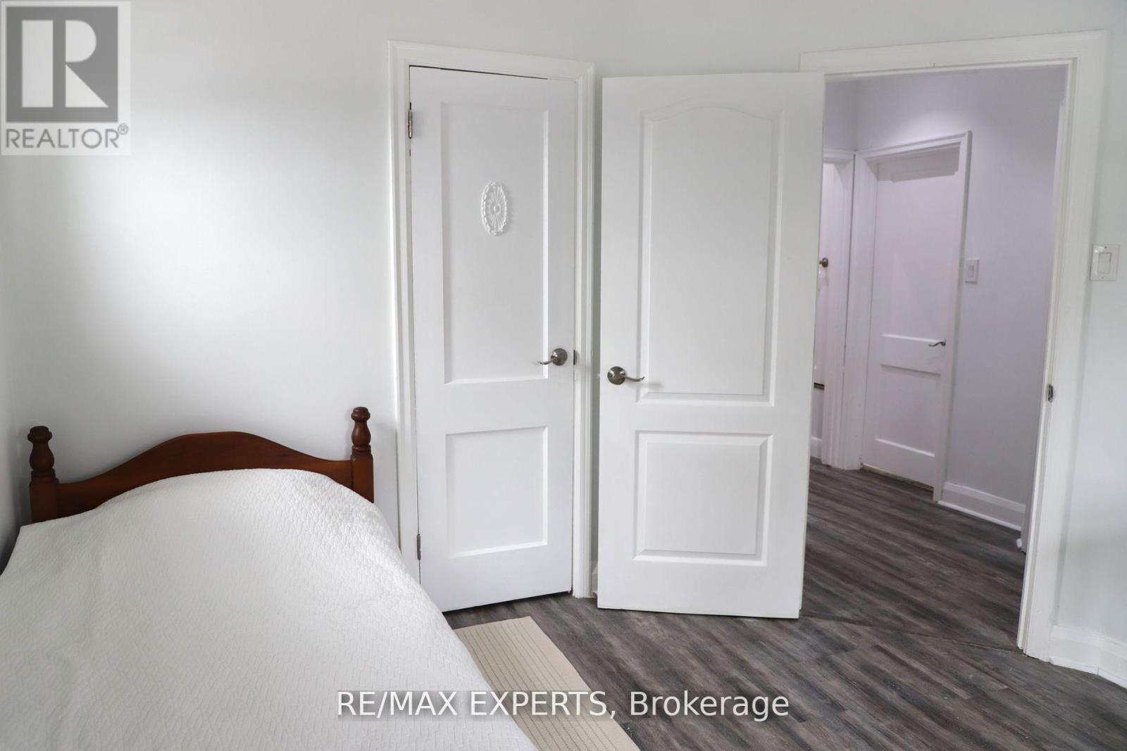 Upper - 39 Twenty Fifth Street, Toronto, Ontario  M8V 3P8 - Photo 20 - W12088914
