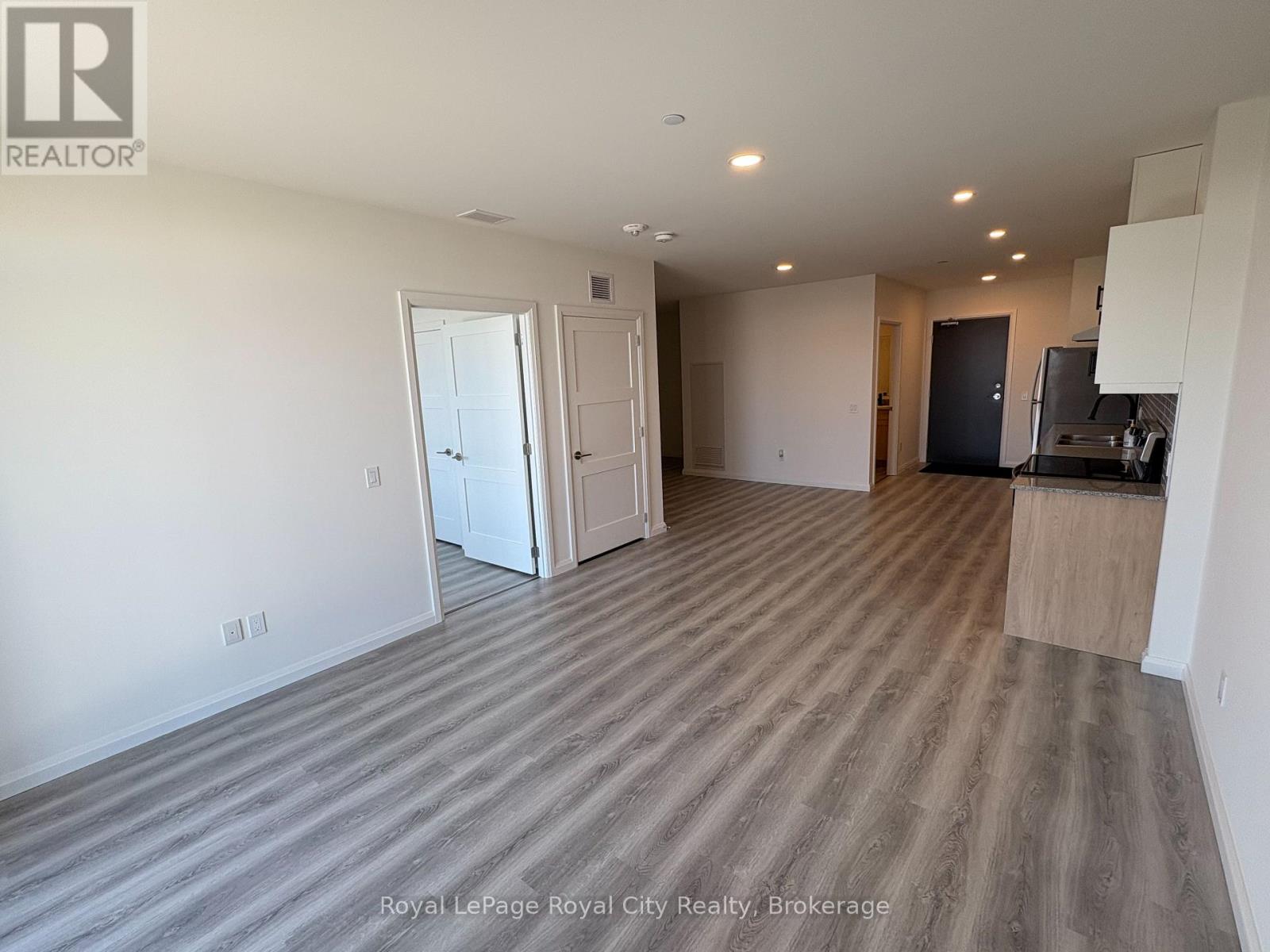 Ph02 - 191 Elmira Road S, Guelph, Ontario  N1K 0E5 - Photo 13 - X12055217