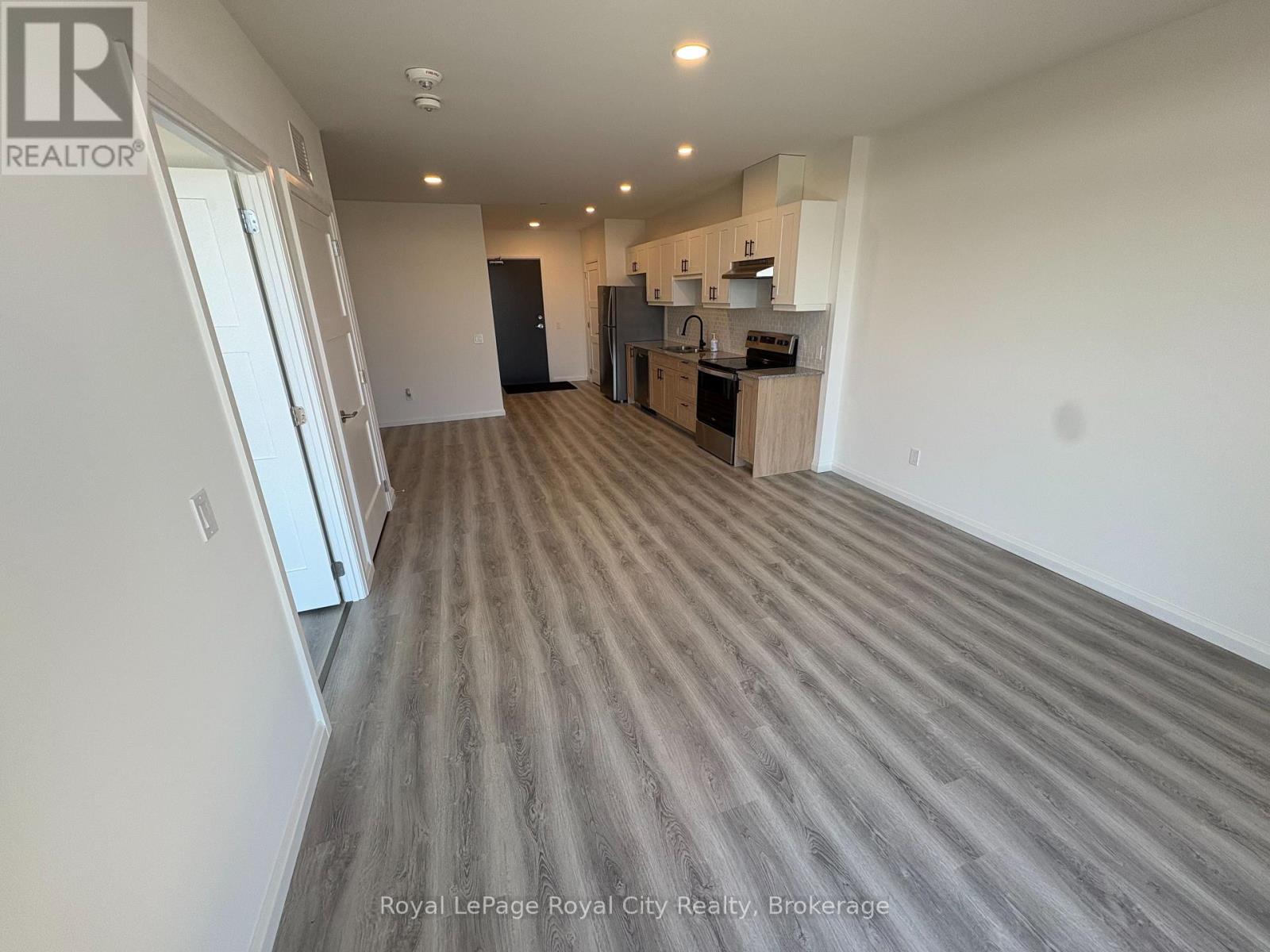 Ph02 - 191 Elmira Road S, Guelph, Ontario  N1K 0E5 - Photo 15 - X12055217