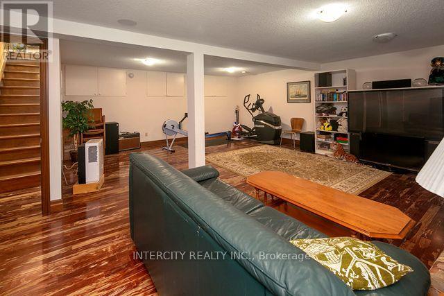 348050 Concession 4b, Grey Highlands, Ontario  N0C 1J0 - Photo 7 - X12088869