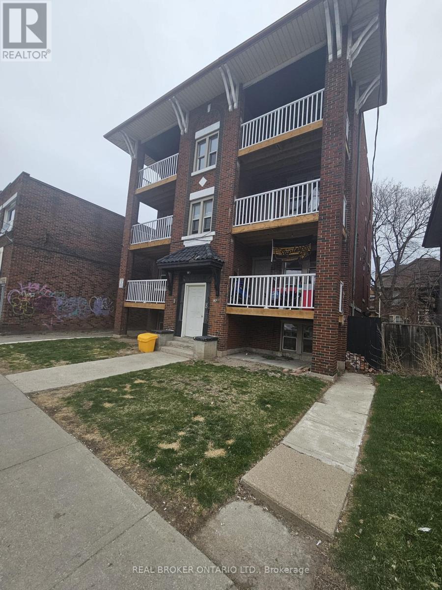7 - 917 MAIN STREET E, Hamilton, Ontario