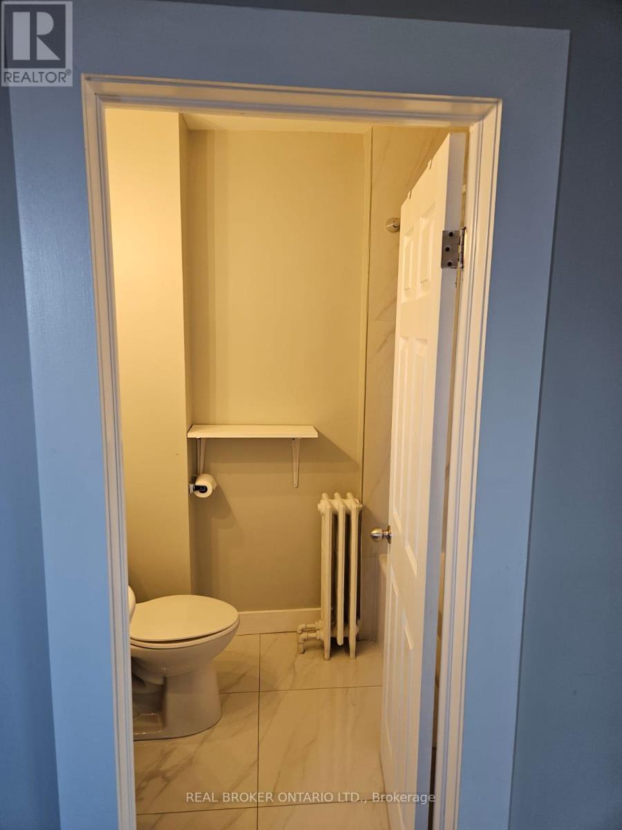 7 - 917 Main Street E, Hamilton, Ontario  L8M 1M6 - Photo 10 - X12088934