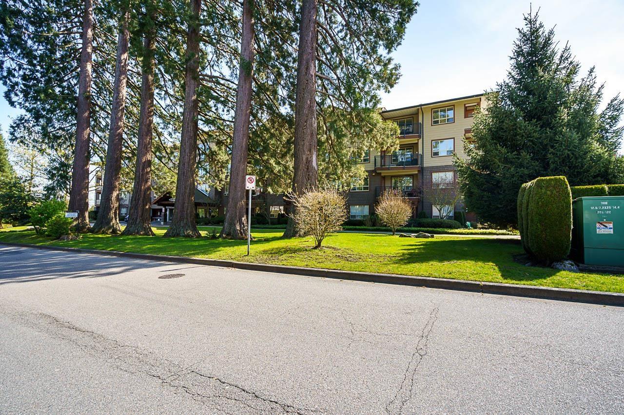 Property at 108 16068 83 AVENUE image 3