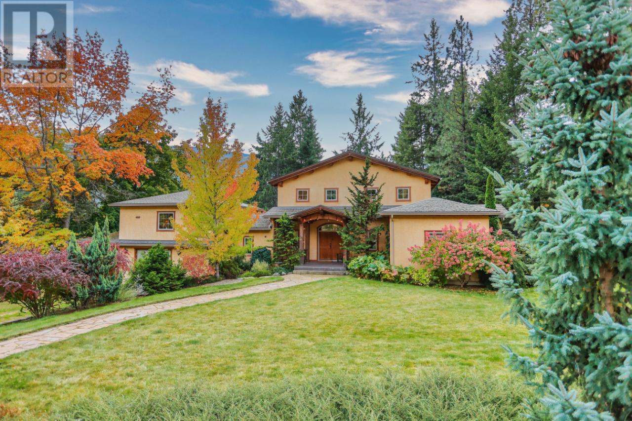 3179 Heddle Road, Nelson, British Columbia