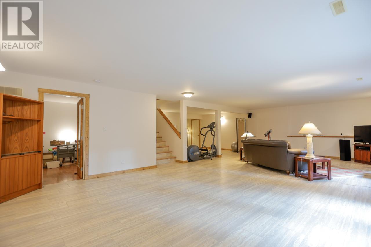 3179 Heddle Road, Nelson, British Columbia  V1L 6M2 - Photo 47 - 10343995