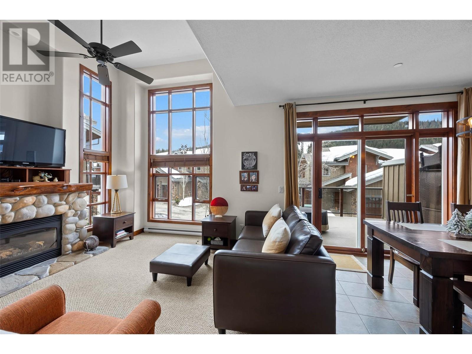 Property at 6015 Valley Drive Unit# 16 image 2