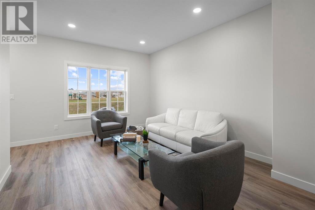 7309a 44b Avenue, Camrose, Alberta  T4V 5E2 - Photo 4 - A2173692