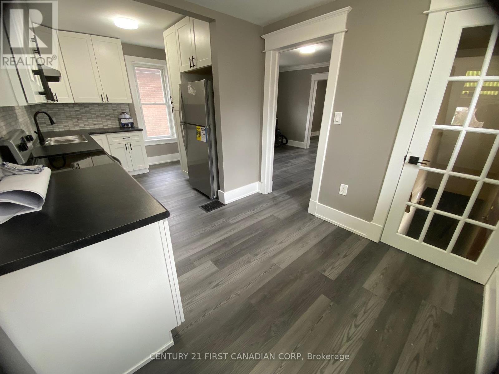 Photo 11 of 25 for 413 Burbrook Place