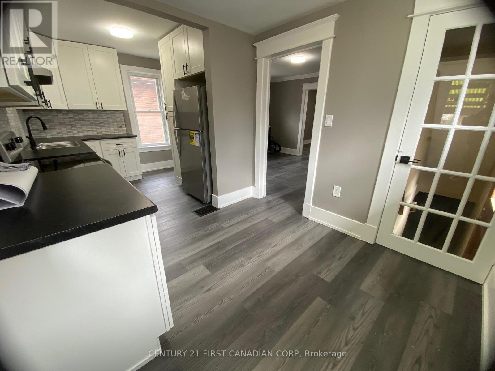 Photo 15 of 25 for 413 Burbrook Place