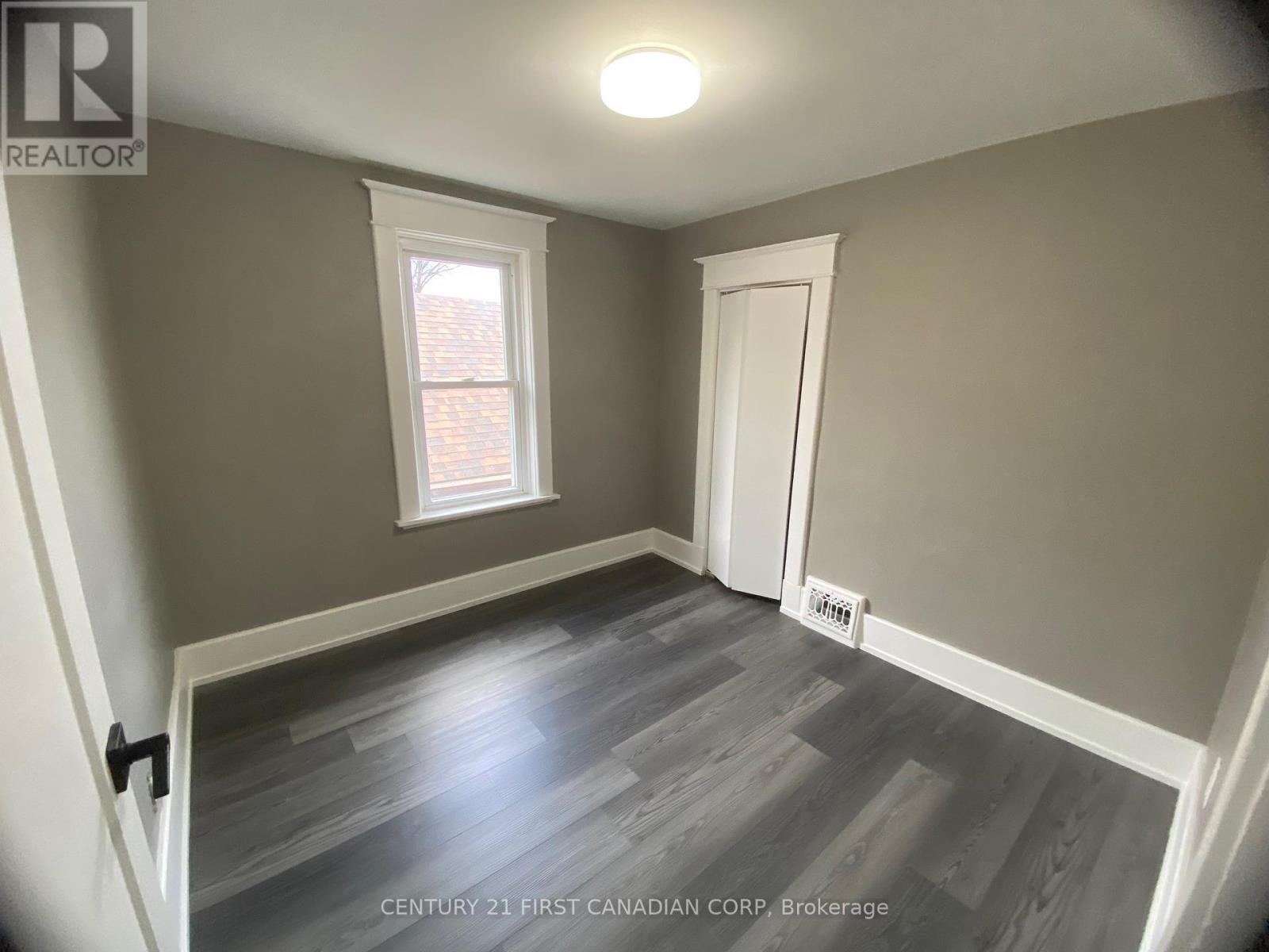 Photo 20 of 25 for 413 Burbrook Place