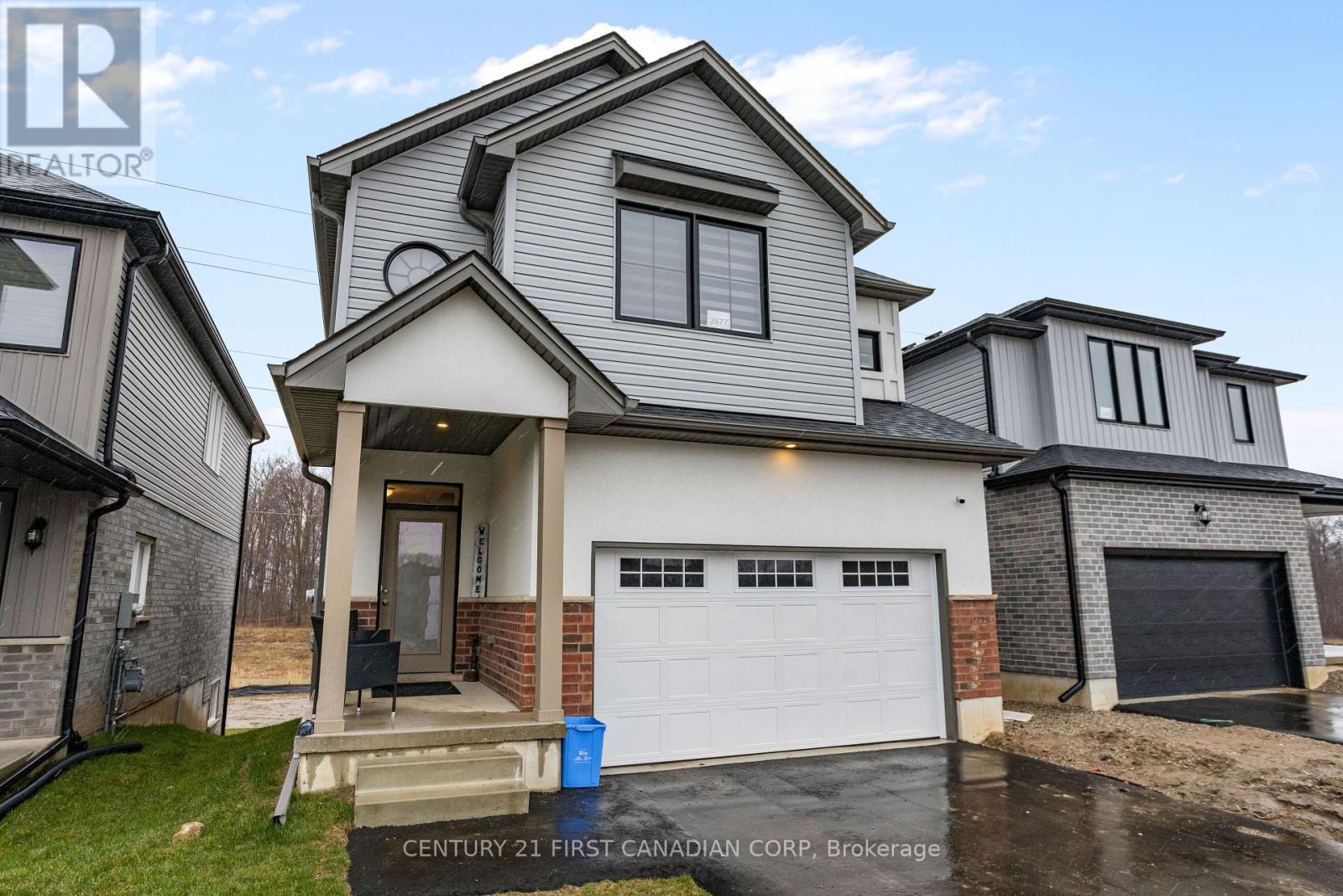 Photo 2 of 35 for 2677 Bobolink Lane
