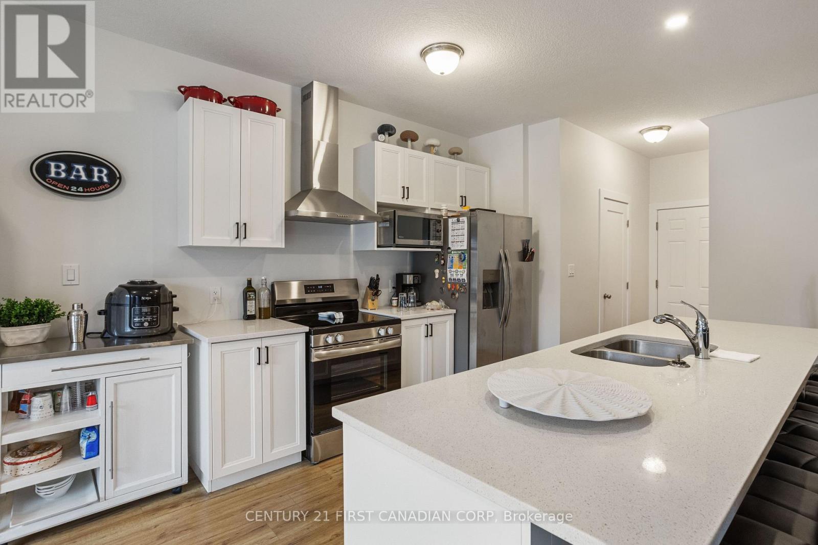 Photo 9 of 35 for 2677 Bobolink Lane