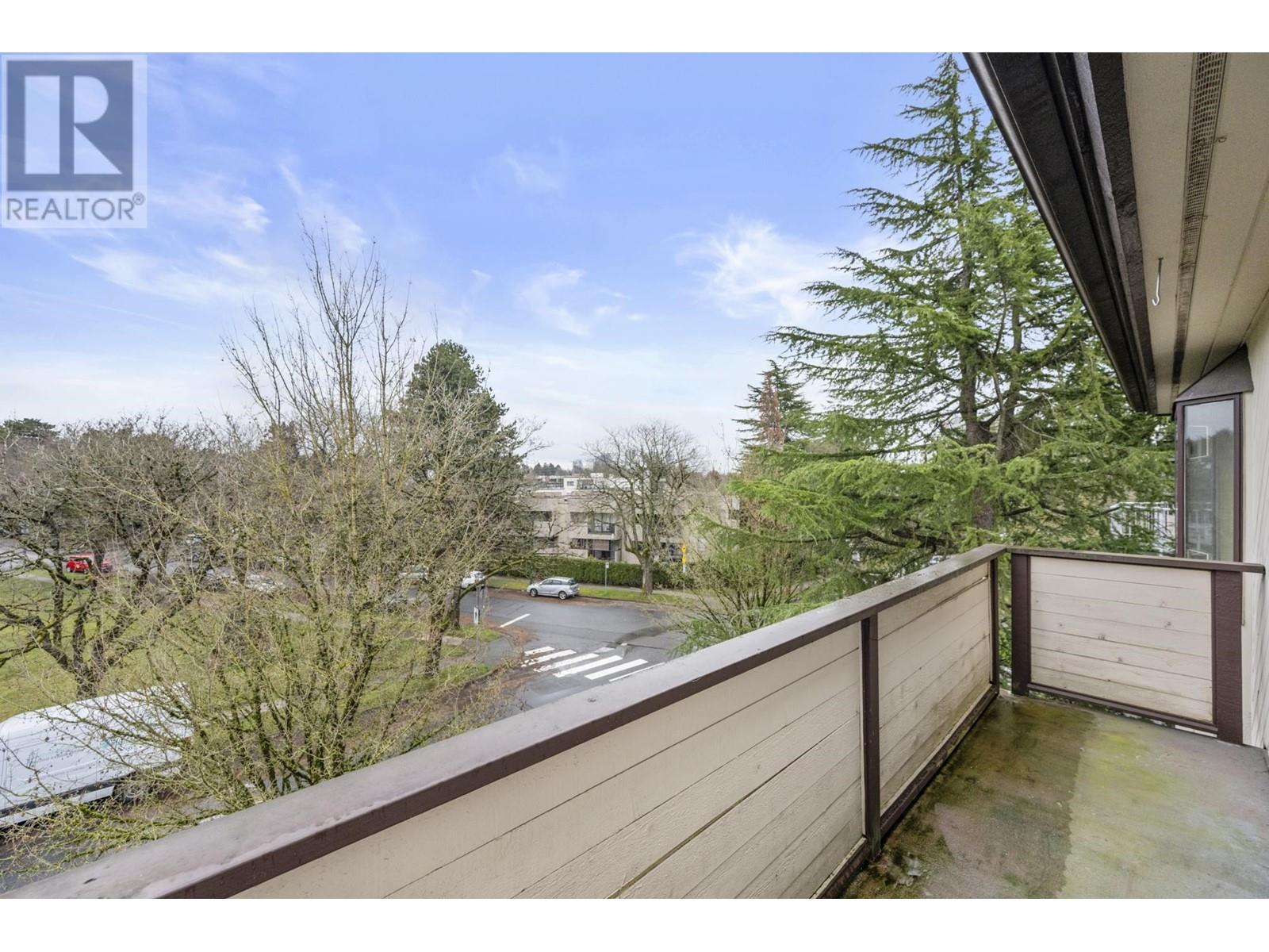 Listing Picture 25 of 35 : 401 1414 W 73RD AVENUE, Vancouver / 溫哥華 - 魯藝地產 Yvonne Lu Group - MLS Medallion Club Member